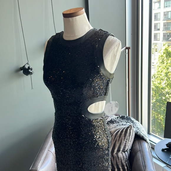 New STAUD Dolce Sequined Cutout Dress in Black Size XS - Picture 6 of 8